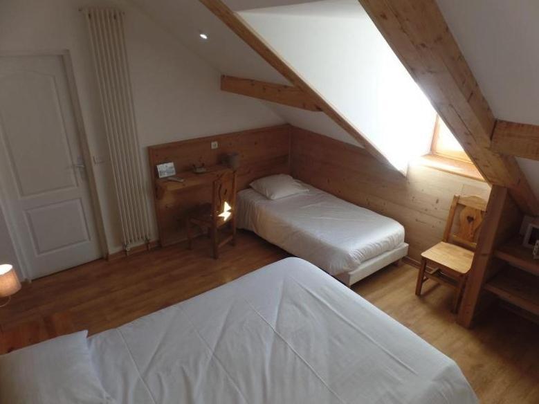 Hotel Les Vallois Vallouise Room photo